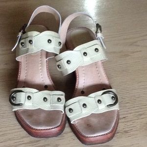 Frye Wedge Heel Leather Sandal 8.5M
